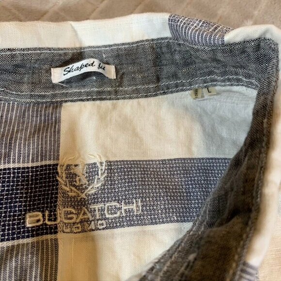 Men's Casual Button Down Shirt - Blue and White Plaid - Picture 4 of 12